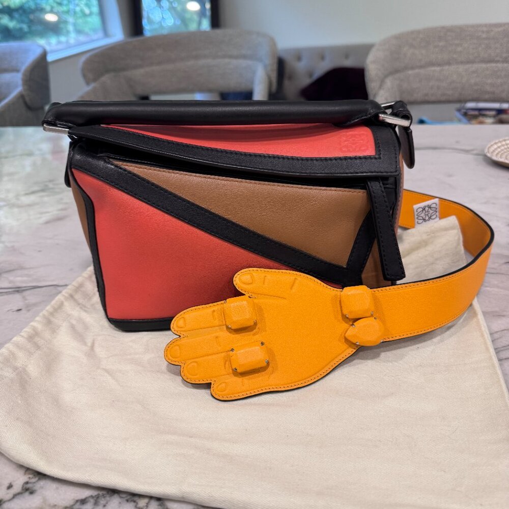 Loewe Calfskin Small Graphic Puzzle Pink Tulip Mocca with hand motif strap